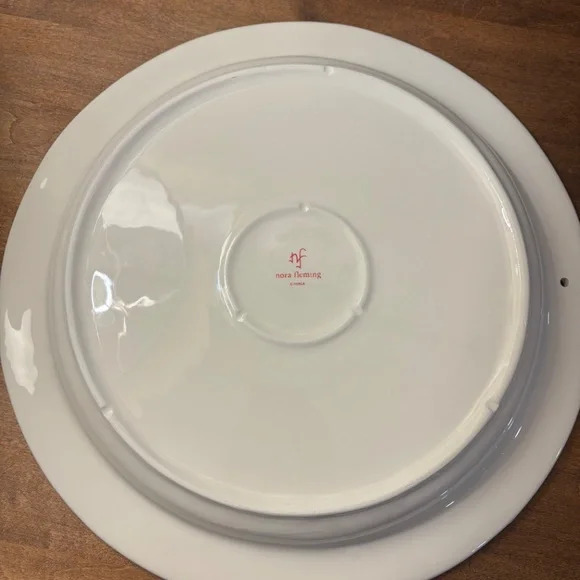 Nora Fleming round Swiss dot platter - Picture 4 of 6